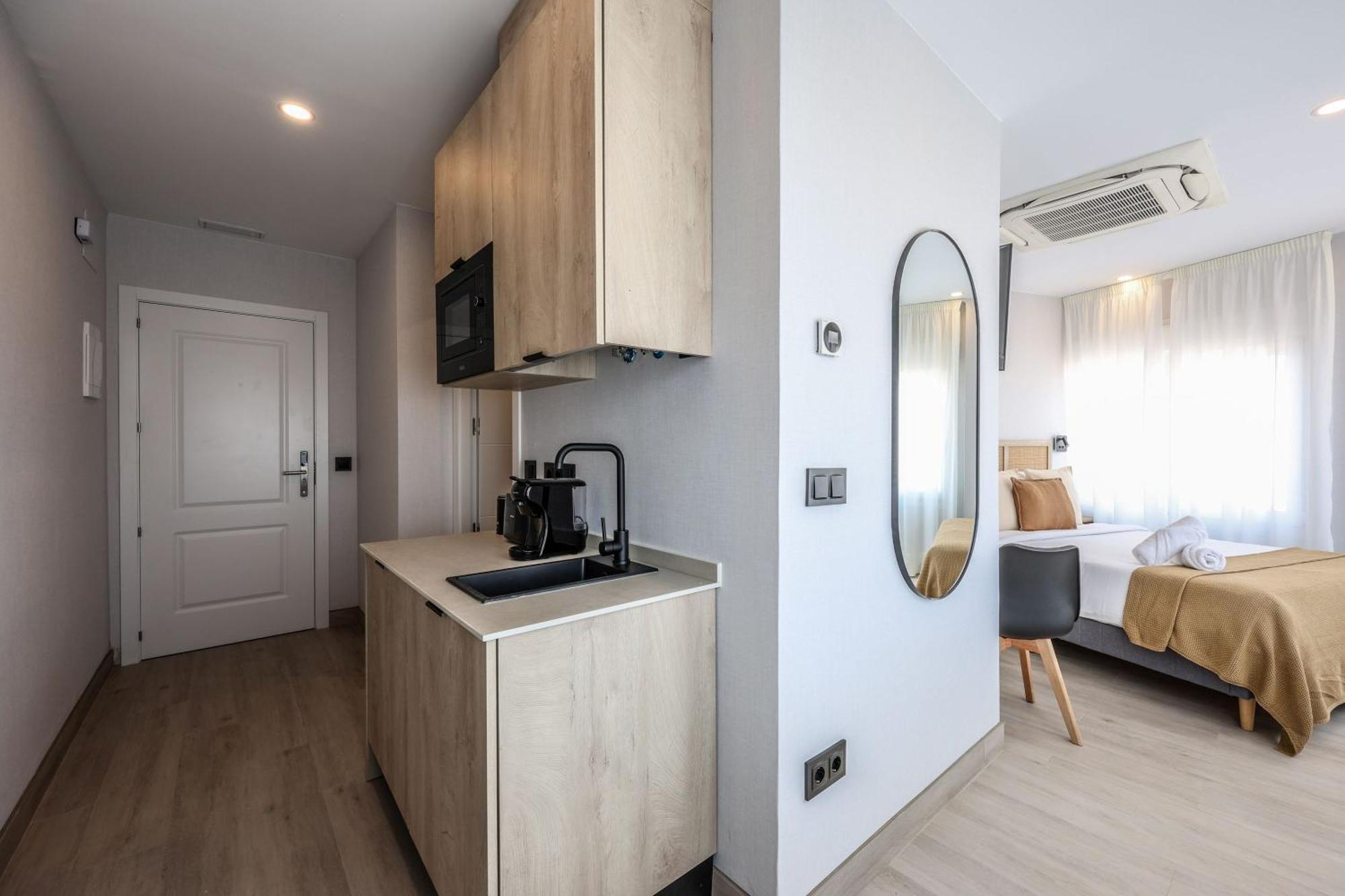 Amazinn Stay Madrid Gran Via — Photos 1